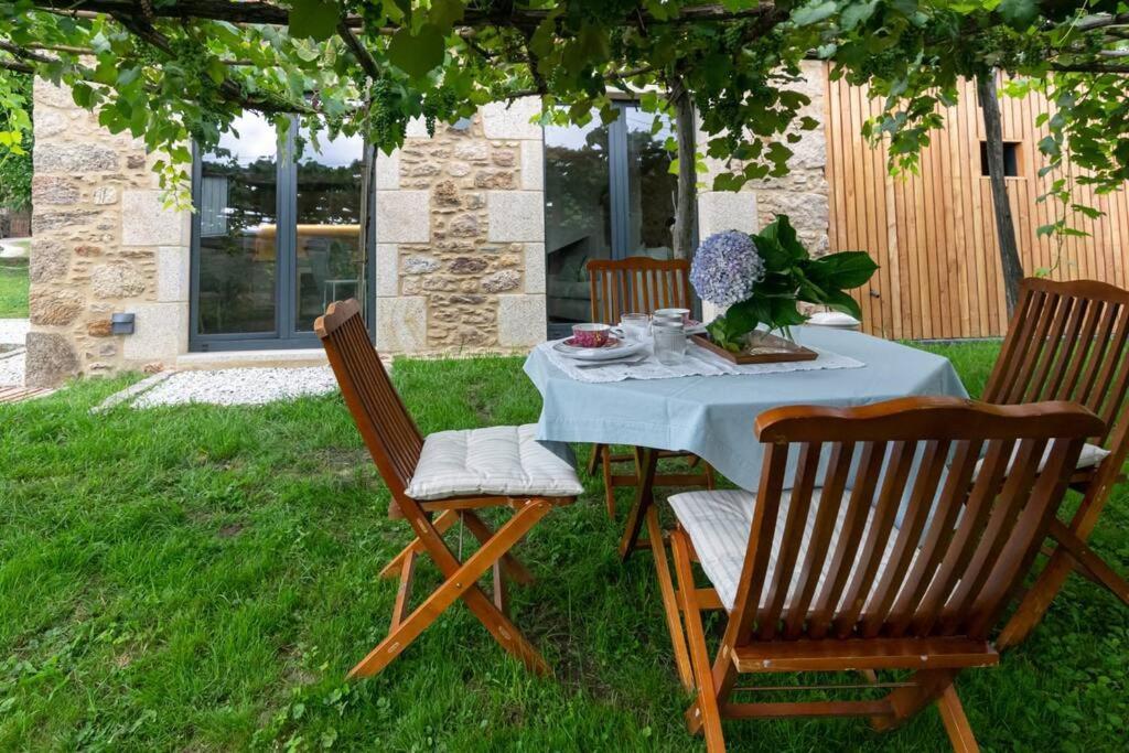 A Casa De Abaixo, Aloxamento Rural Villa Vedra ภายนอก รูปภาพ